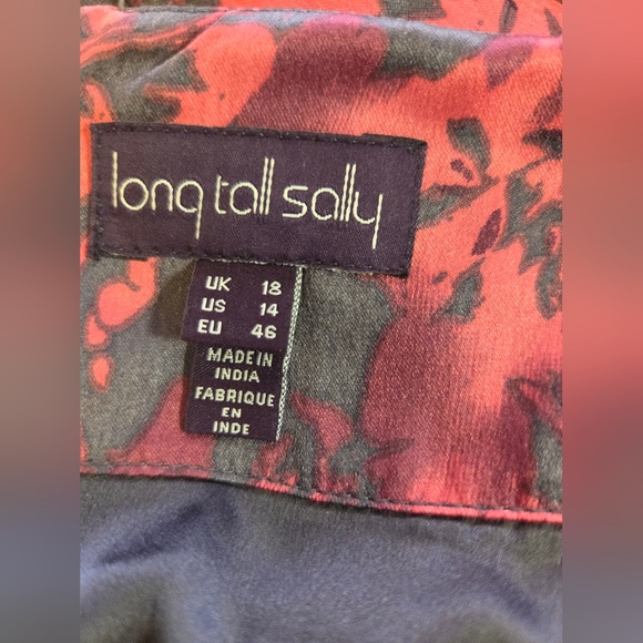 Long Tall Sally Red Floral Pleated Midi Skirt US 14 Silk-Feel Hidden Zip - Picture 9 of 11